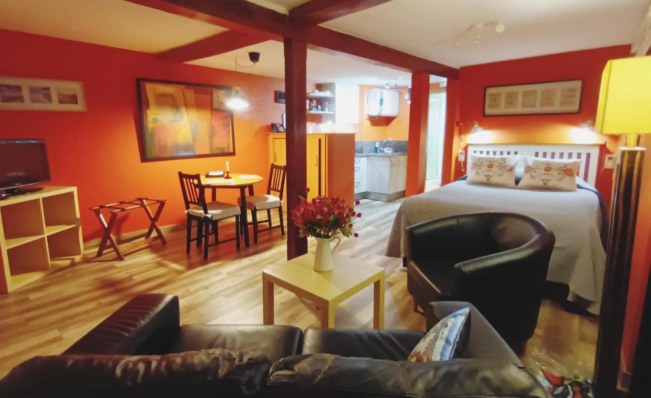 Apartamentos La Casa Del Pintor 쿠딜레로 외부 사진
