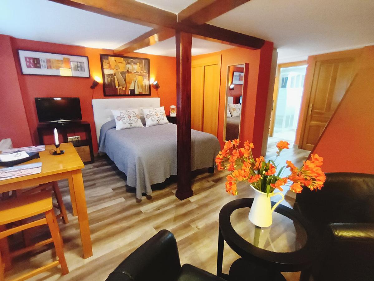 Apartamentos La Casa Del Pintor 쿠딜레로 외부 사진