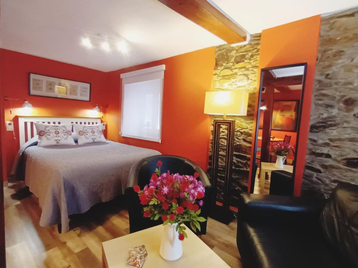 Apartamentos La Casa Del Pintor 쿠딜레로 외부 사진